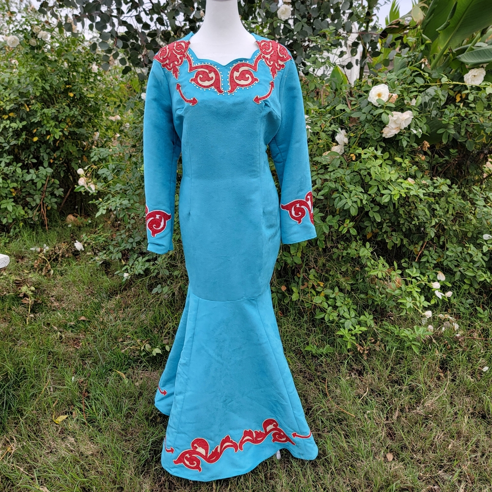 Elegant Long Sleeve Blue Dress with Red Accents